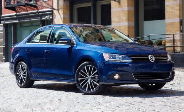 Auto_Haus_VW's tweet photo. Super low KM on this 2013 Volkswagen Jetta Sedan! 
Locally Owned &amp; In Excellent Condition. Free Carproof Available!
https://t.co/2wg5XFNRPt https://t.co/a9AYAkATJT