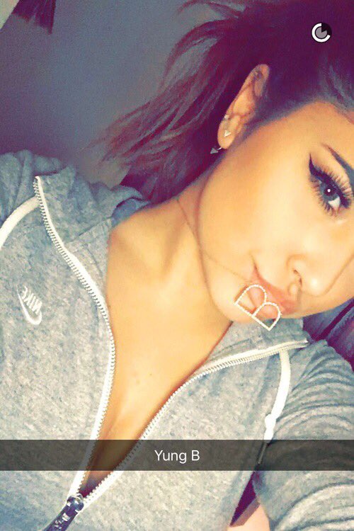 iammarryg's tweet photo. #happybirthdaybeckygfromjapan 
現地時間になったらしっかりお祝いするね💓べきたん！
@iambeckyg https://t.co/LGCrt7evSq