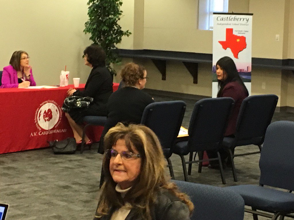 GenaroM1's tweet photo. New Teacher Talent Elementary underway #castleberryisd https://t.co/PlxXtqv9Fp