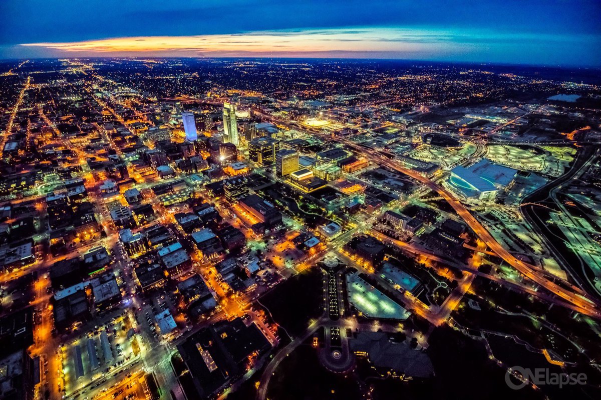 timelapseomaha's tweet photo. Happy 150th birthday Nebraska! #happy150NE https://t.co/TSwvHfMizv