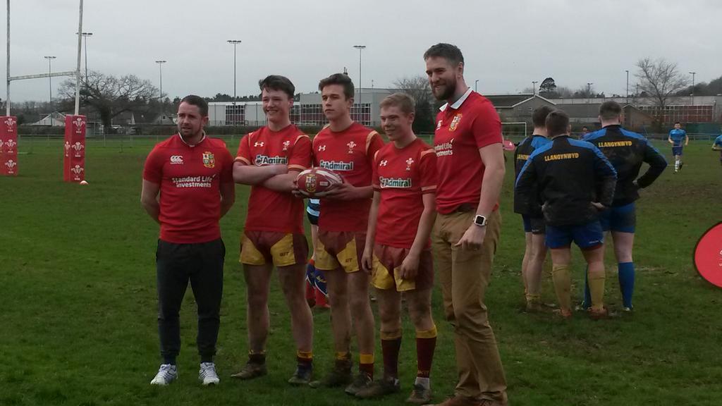 Yn dilyn llwyddiant lansiad #urddwru7 - dan ni'n edrych mlaen i gychwyn y cystadlu ymhen mis!