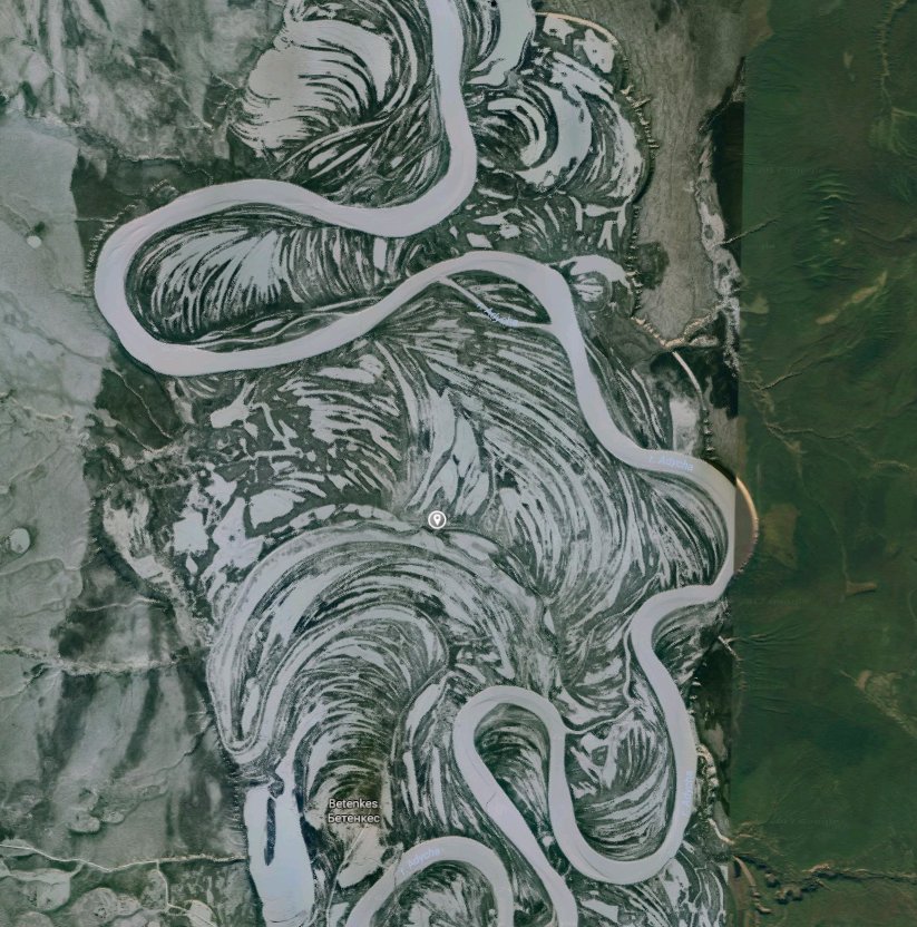 some crazy meandering river channels near the Batagaika permafrost crater! #channels #batagaika #river @seis_matters @BasinsIC