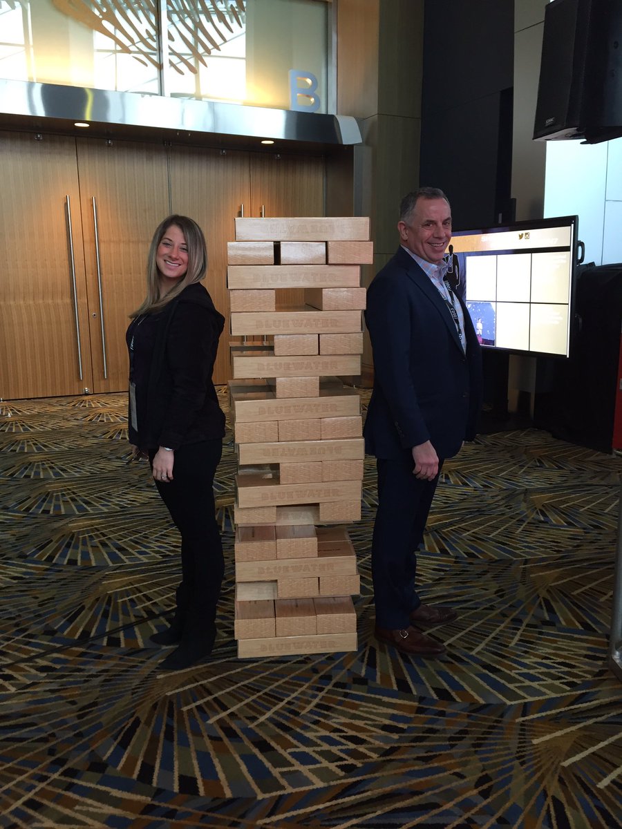 Social Jenga is heating up! #FamilyReunion7 #bwmoves