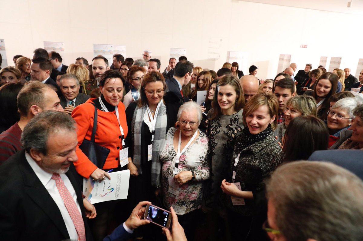 CasaReal's tweet photo. Clausura del Congreso Internacional "Mujer y Discapacidad. Cruzamos fronteras" @CongresoMYD @PlenaCyL @cermi_cyl https://t.co/8aaROQADdm https://t.co/skIHTONe46