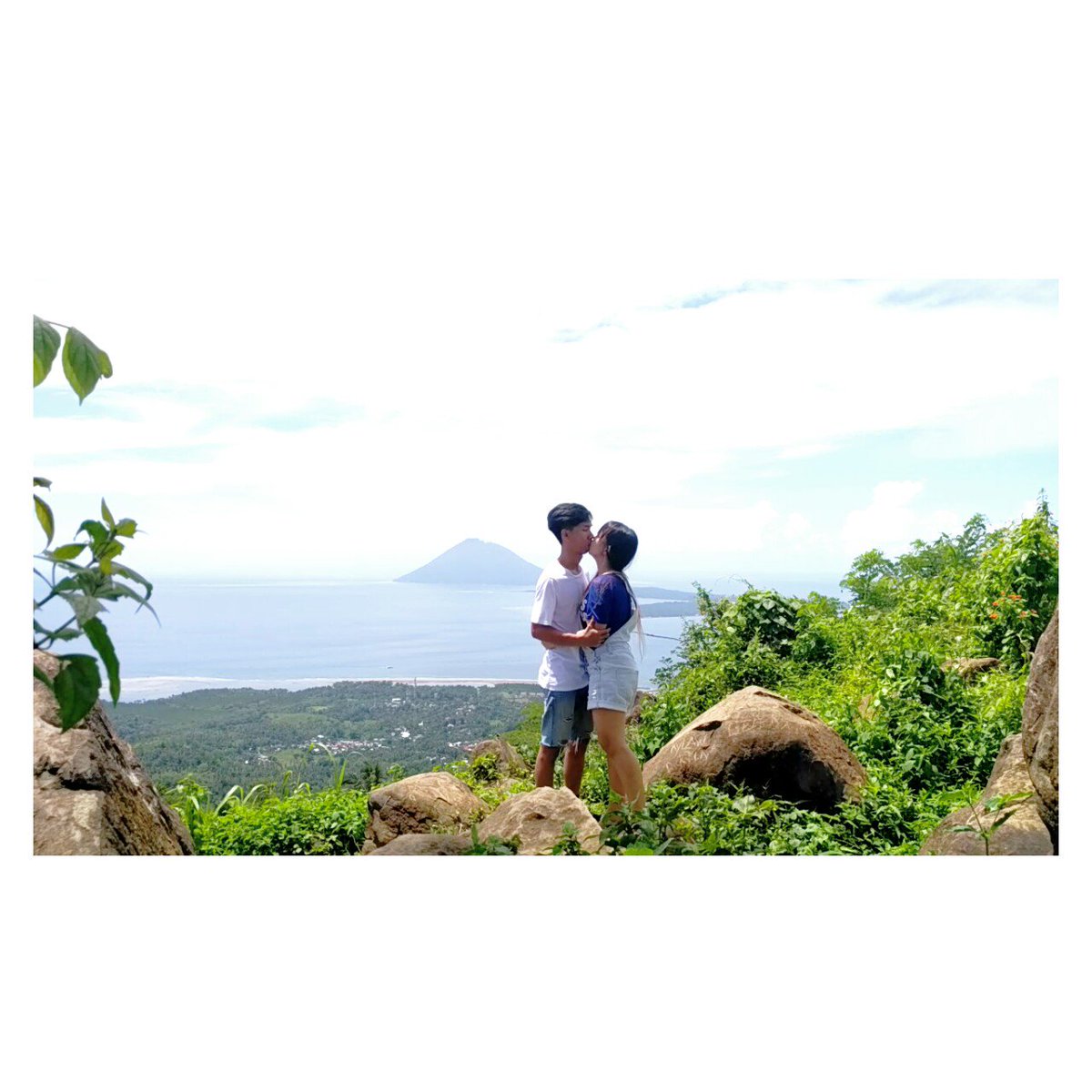 Happy 3rd anniversary darl @gracelinda_ ❤❤❤