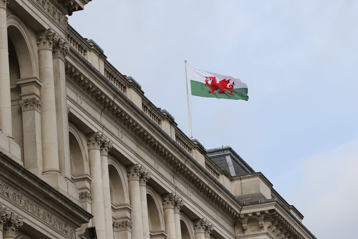 FCDOGovUK's tweet photo. Happy #StDavidsDay #DyddGwylDewi.
Celebrating Wales here in the UK and in all our offices around the world https://t.co/pUDY6uD702