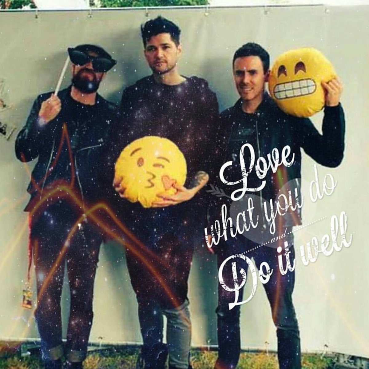 the_scriptPT's tweet photo. My edit for #TheScriptReskin 💘 #TheScriptFamily @thescript 
Good luck everyone!! 🍀 https://t.co/xCGxwv1kBG