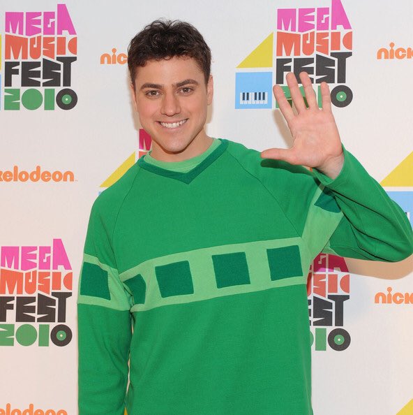 Happy 39th Birthday to Donovan Patton! The actor who played Joe in Blue\s Clues.   