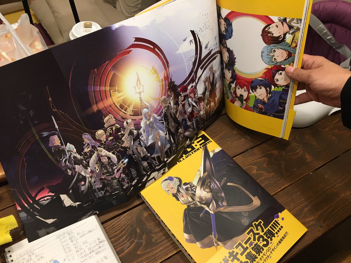 コザキユースケ Yusuke Kozaki 画集が届きました 今回はfeifのメインビジュアルをどう掲載しようか 担当さんが 悩みました 中央にアクアが居るので観音開きが出来ず 結果 こんなどえらい三面折り込みになりました 迫力 T Co Gctdy3gkak
