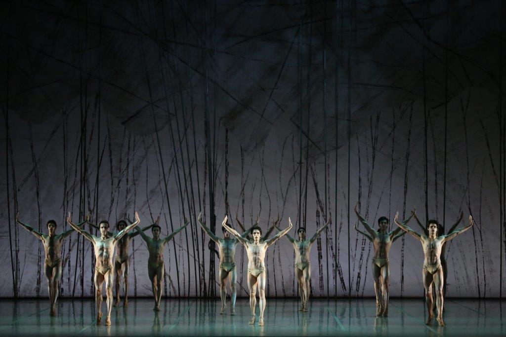 teatroallascala's tweet photo. Stasera alle 20 l'ultima di #SerataStravinskij Petruška di Michail Fokin e Le Sacre du printemps ©Glen Tetley Legacy https://t.co/4MlOLF2Q8X https://t.co/8h8NebPkGD