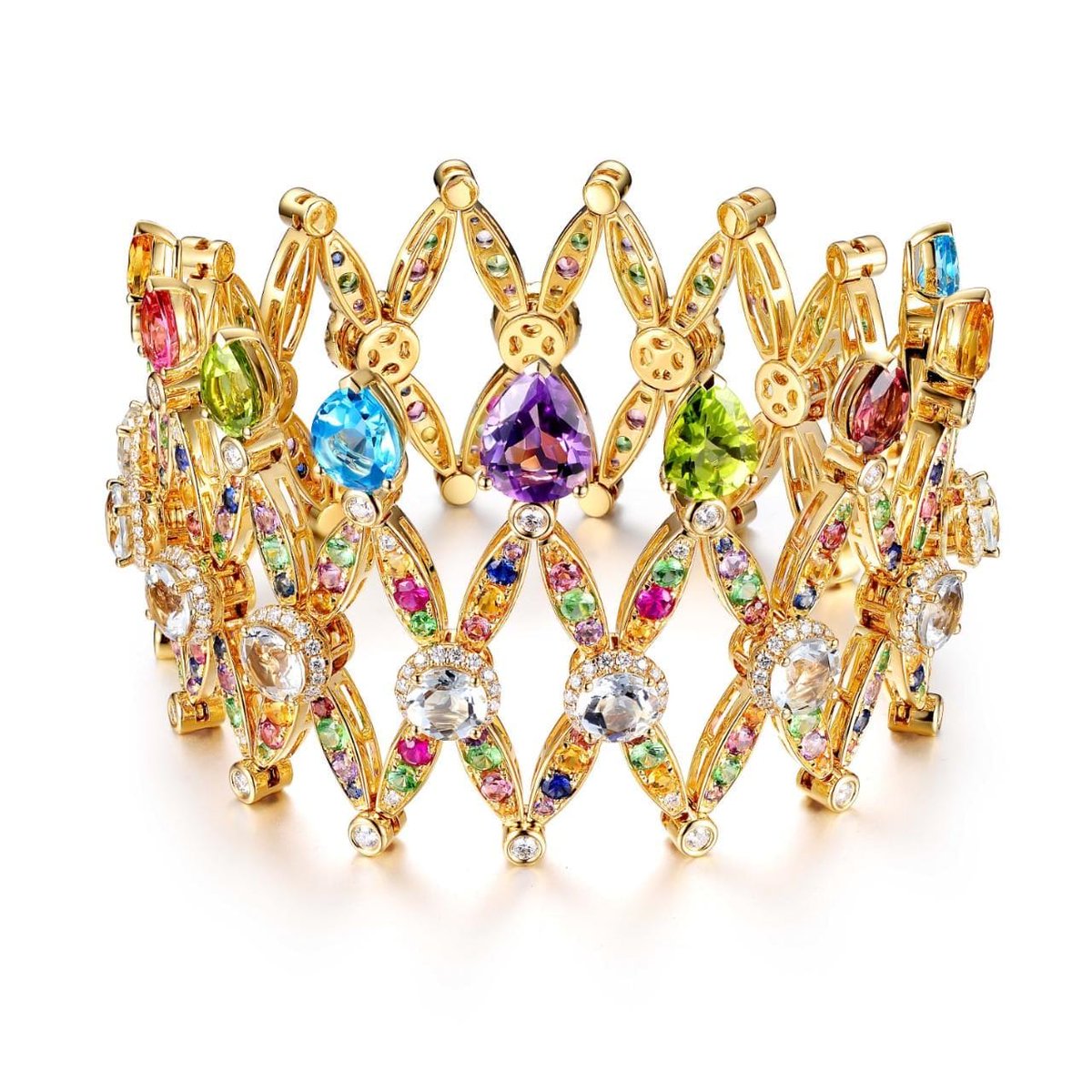 A master of versatility telegraph.co.uk/luxury/jewelle…