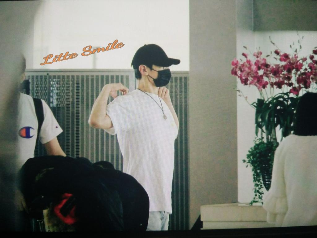 LitteSmile1508's tweet photo. [Preview] 21022017 #WangQing #WelcomeWangqingtoThailand https://t.co/Yx93xTOc2b