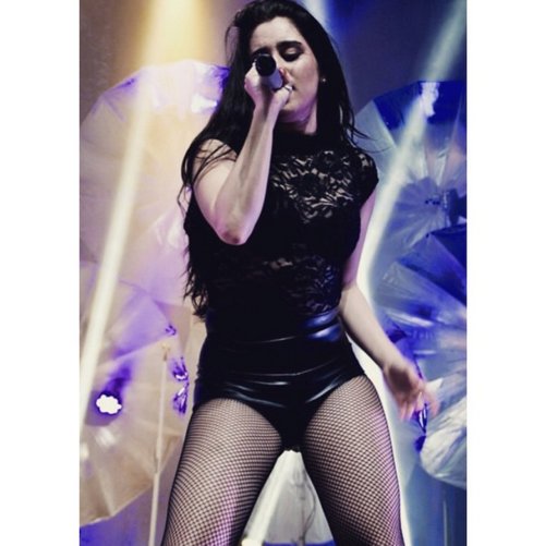 5h_throwback's tweet photo. “LA U READY?! #TheReflectionTour” via laurenjauregui on Instagram. March 1st 2015. https://t.co/OcPyFjxFNe