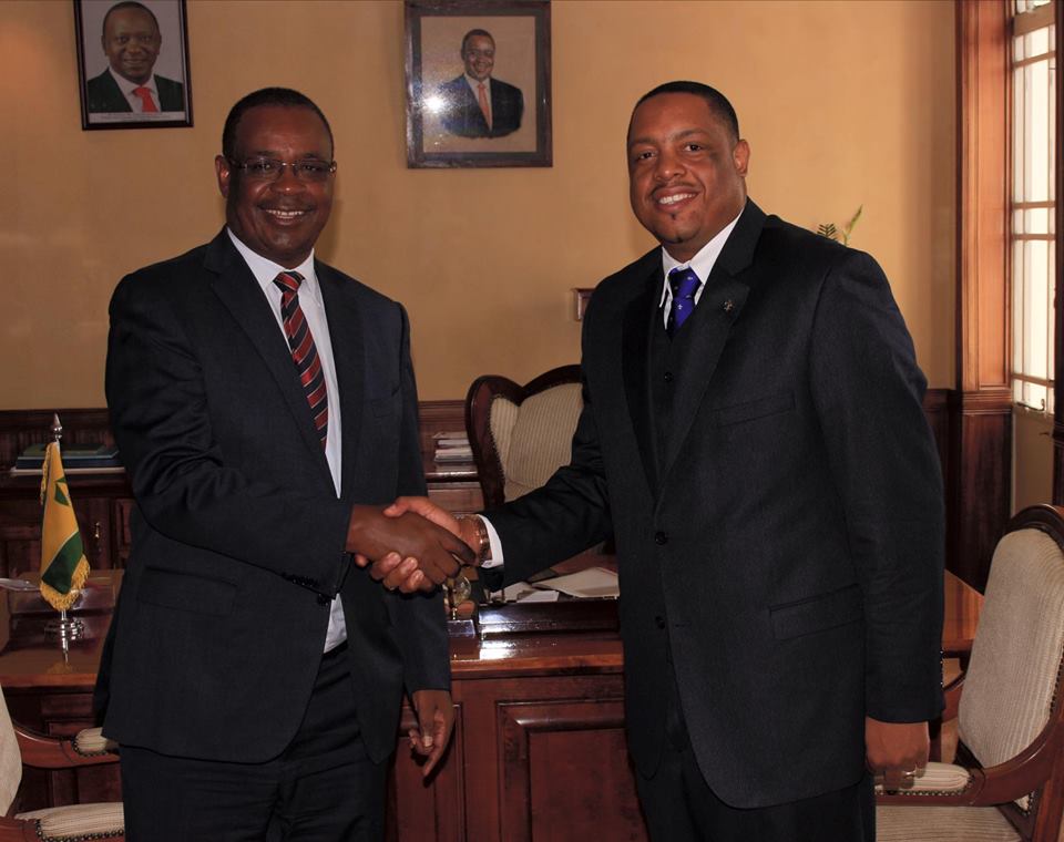 Langata001's tweet photo. Held meeting today with @KideroEvans on service provision in #Langata  and his projected g/breaking for borehole on saturday At #NHCLangata. https://t.co/DTLay19EMo