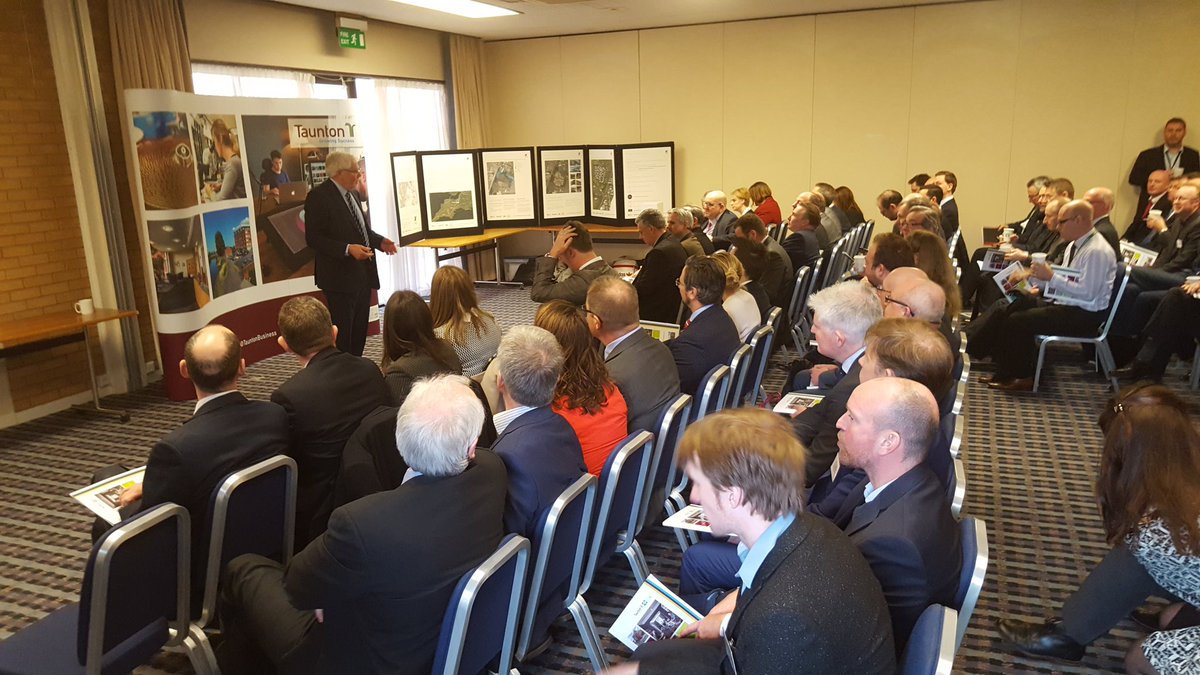 Great turnout for the @TDBC @TauntonBusiness J25 M5 strategic employment site consultation #nexus25 @PeterBrettLLP