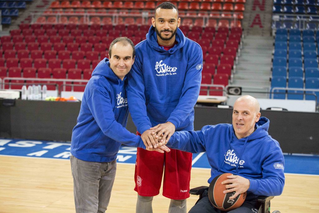 radiogorbea's tweet photo. @WalterLerch @AsociacionAEMAR No os olvidéis de comprar vuestros boletos! El sorteo este domingo en el Buesa Arena @Baskonia #Encesta https://t.co/773jLRAlCX