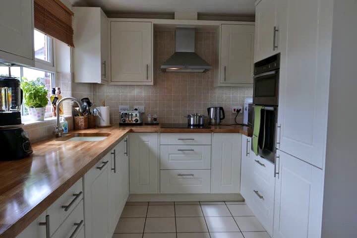 Happy Kitchens tweet media