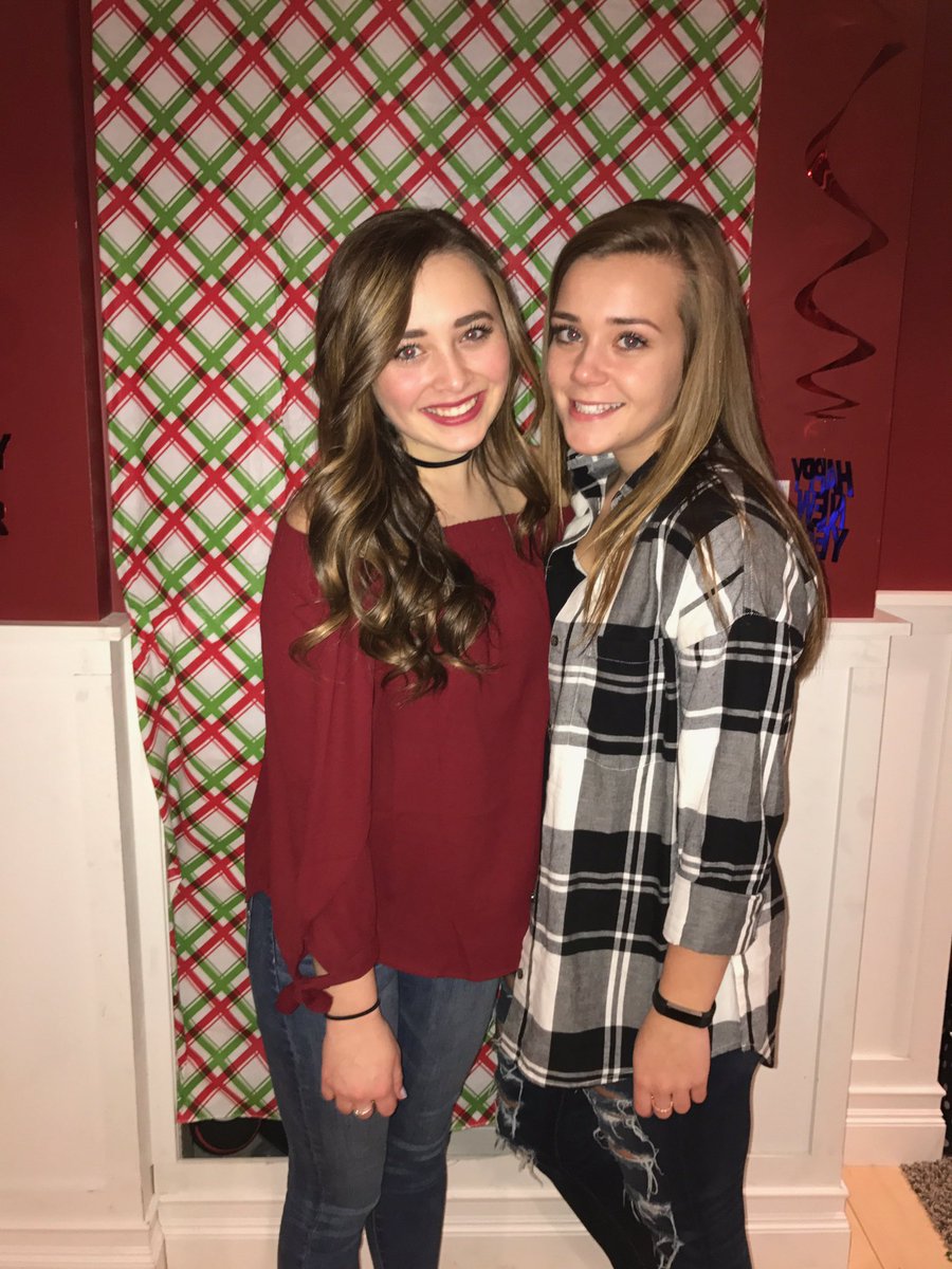 alexgeraets's tweet image. HAPPY BIRTHDAY KEENAN!! 💜 thanks for all the fun times in anatomy 😂 love you lots 😘 have a great day!!!  @youngkeenan1 #dainit #gitgood