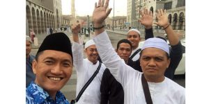 hitamkurus's tweet photo. Berangkat Umrah, Syukur Bijak Fokus Ibadah https://t.co/3yxl7ohu2m #Politik #beritaSyukurBijak https://t.co/H1I4xEvorJ