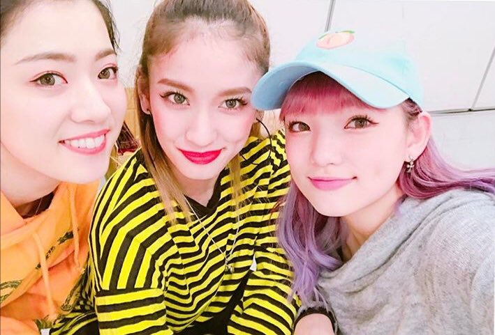yuzuna_EG_3JSB's tweet photo. タグします🙌

🌐埼玉住み

♒️０１Line

💙三代目 J Soul Brothers

💜Happiness
   
    スダンナユズユリー
   
     ShuuKaRen

#💙💜好きな人RT
#RTした人全員フォローする https://t.co/OAljEJAUhJ
