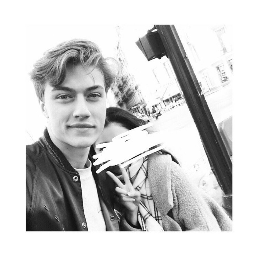LuckyBluePHL's tweet photo. Lucky Blue with pluiesurparis (IG) in Paris https://t.co/jB7SjMewEm
