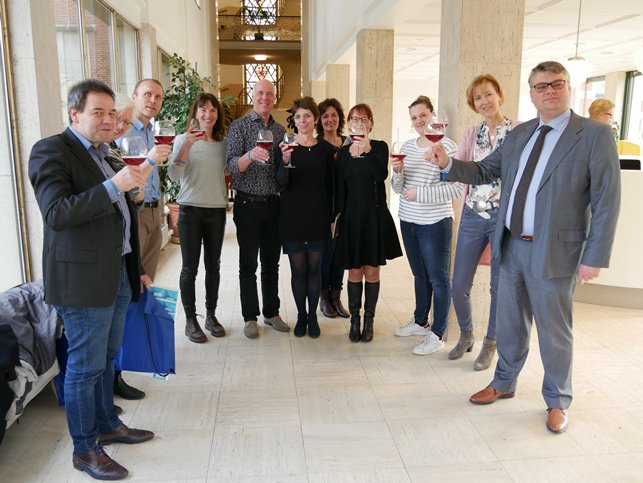 Wethouder Ed Anker trapt op 1 maart de actie IkPas af samen met partners van Zwolle Gezonde Stad bit.ly/2lq0tdz