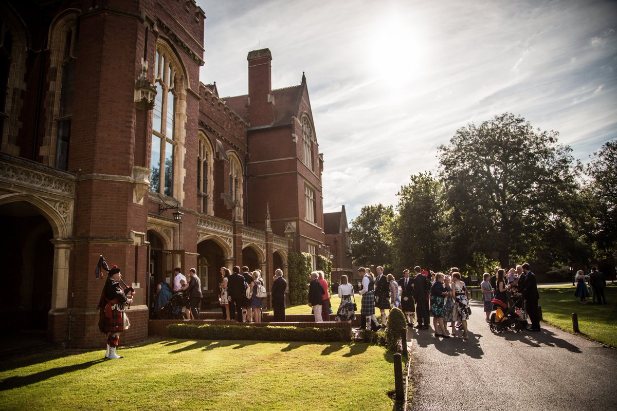 BedSchoolEvents's tweet photo. First wedding of 2017 on Sat - fingers crossed for the same glorious weather we had for most dates in 2016! Photo by @Hayley_Pettit #bedford https://t.co/iSoN71cQ7U