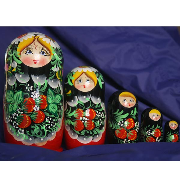 Check out these incredible Matryoshka Dolls, Created with love and care by talented Russian artists sweeneytoddrazors.com/product/buy-ru…