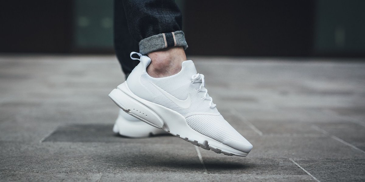 air presto fly white