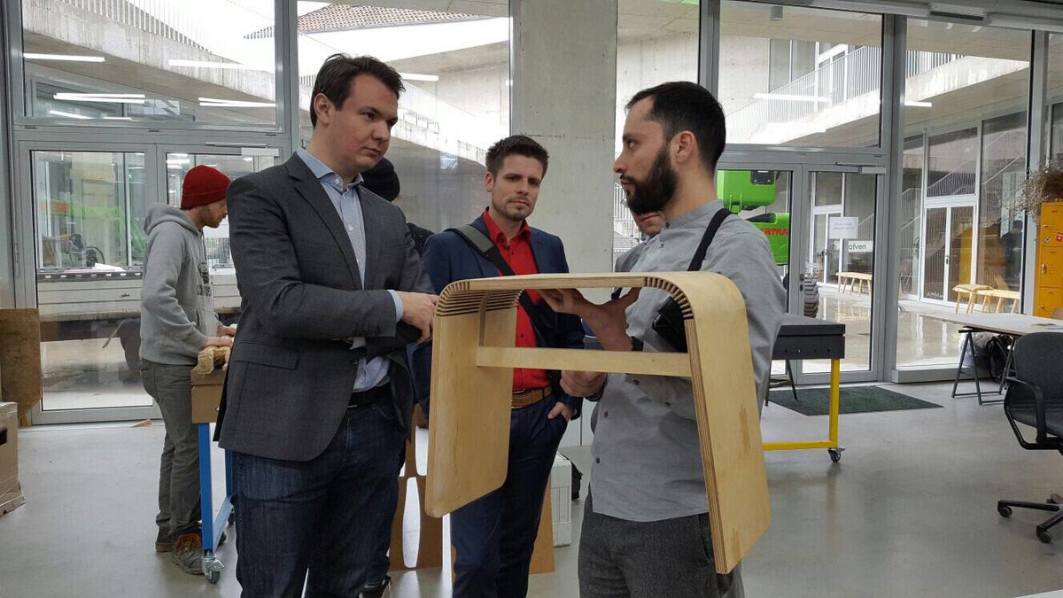 Kleine Journey durch das #startup #ökosystem #Hannover  Mit <a href="/floriannoell/">Florian Noell</a> <a href="/ricferrer/">ricferrer</a> <a href="/StartupVerband/">Startup-Verband 💡 🚀</a> <a href="/Hafven/">Hafven</a> <a href="/ChatShopper/">chatShopper 👗🤖</a> <a href="/Venture_Villa/">VentureVilla</a>