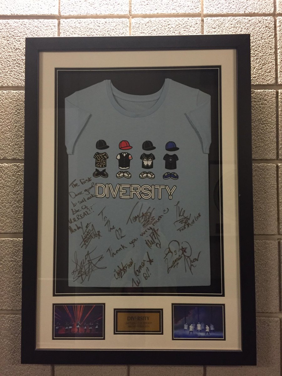 Look what we spotted backstage 👀 Who's excited to see <a href="/Diversity_Tweet/">Diversity</a> back at the tent? Grab your tickets now. fal.cn/QnSS