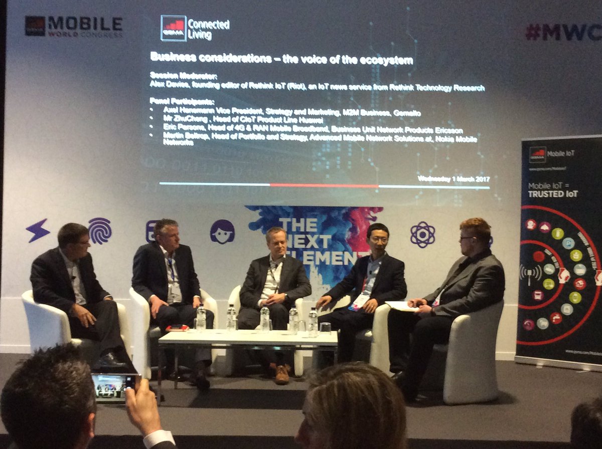 MariaGilCabrera's tweet photo. Fabricantes opinan que #LTEM y #NBIoT convivirán para diferentes aplicaciones. Yo creo que algunas redes #LPWA privadas también #mwc17 https://t.co/3Hz3mhup4R