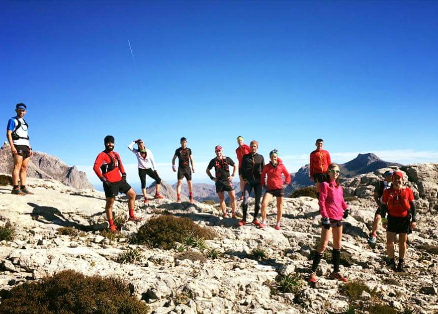 Rebeca_MAT's tweet photo. Entreno con mi equipo @MallorcaTrail por los 3 miles de #Mallorca @evasionmallorca  #trailrunning #team https://t.co/6e9KnuJLdm