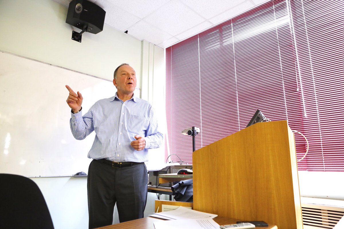 UWTSD's tweet photo. Mike Flanagan & Wendy Dearing @NWISupdates delivering a masterclass @UWTSDFACE this afternoon @WBtinter #5CaseModel #UWTSD https://t.co/VocAou9TH4