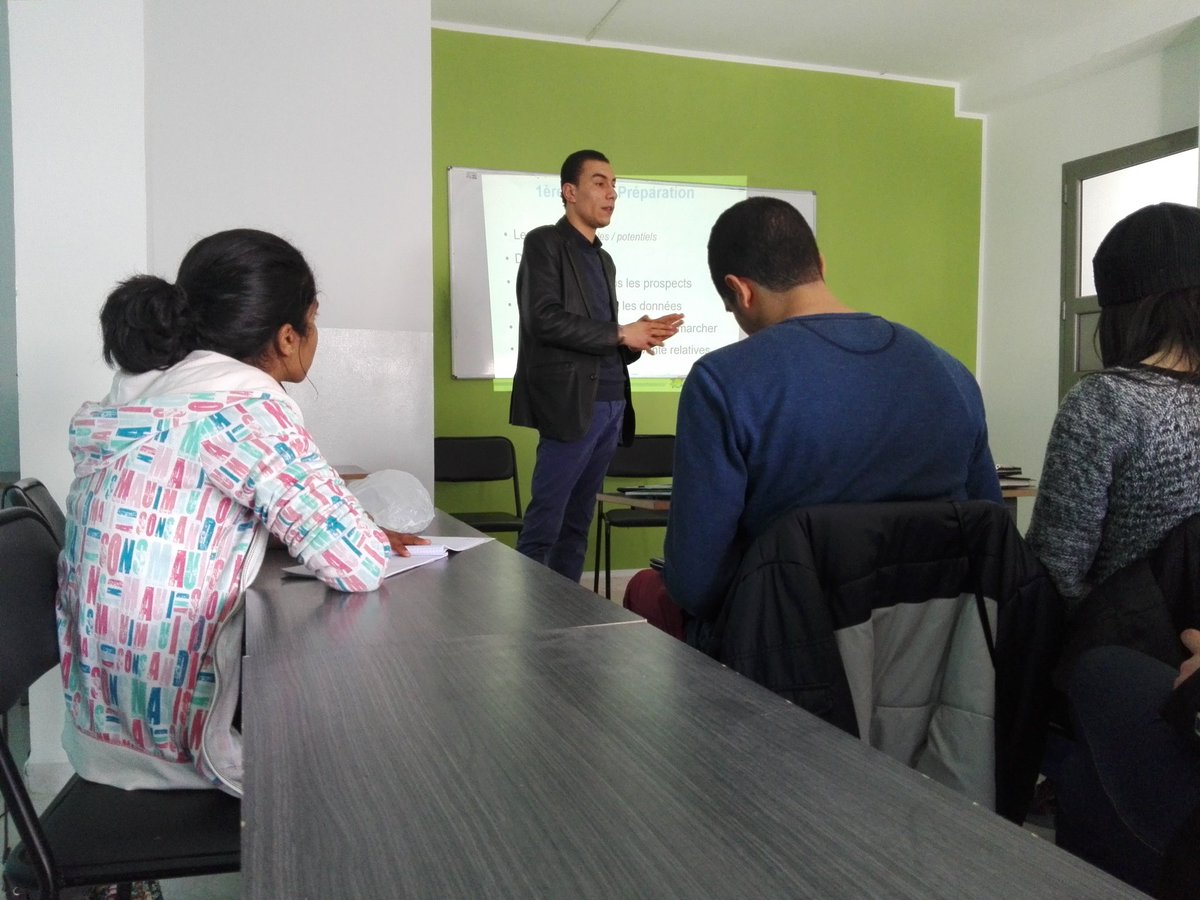 eya_zitouni's tweet photo. Formation en #sponsoring #LeadingENIB #JceChallenge cc @Hamzaoui_Tn https://t.co/MBHlNV4fHF