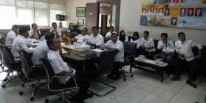 hitamkurus's tweet photo. Tingkatkan Kinerja, Kadis PU Gelar Rapat Tindak Lanjut Musrembang https://t.co/L9cYZmSj9Z #PojokMakassar #dinaspumakassar https://t.co/XCzCrWleWH