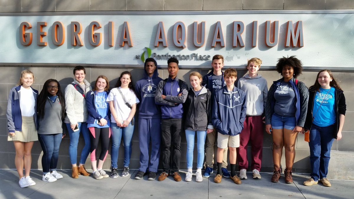 fengphysics's tweet photo. Wednesday aquarium students. #MVInterim #MVcore https://t.co/m8nW2ZCw61