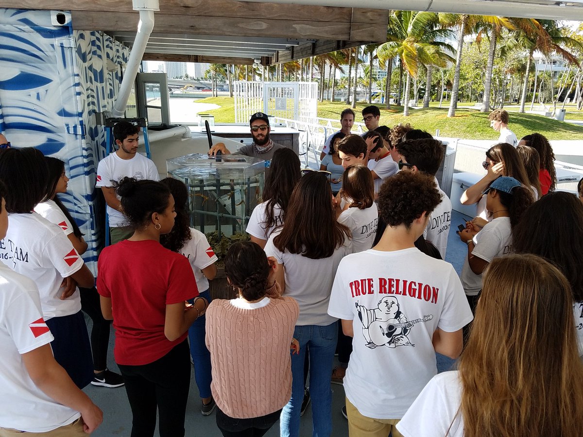 mbshSCUBA's tweet photo. Coral restoration. Hands on learning! #outdoorlearning #womeninSTEM @mbseniorhigh @MBSHPTSA @bccespedes @ecombsh @MDCPSSTEAM @MiaSciBarge https://t.co/tikjJCYHAl