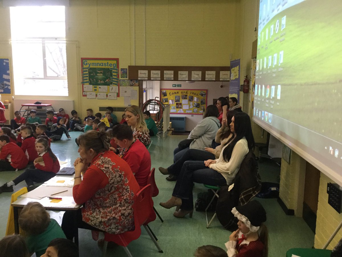 Springwood_Prm's tweet photo. A super start to our Eisteddfod #springwelsh https://t.co/yFtZOO38z0