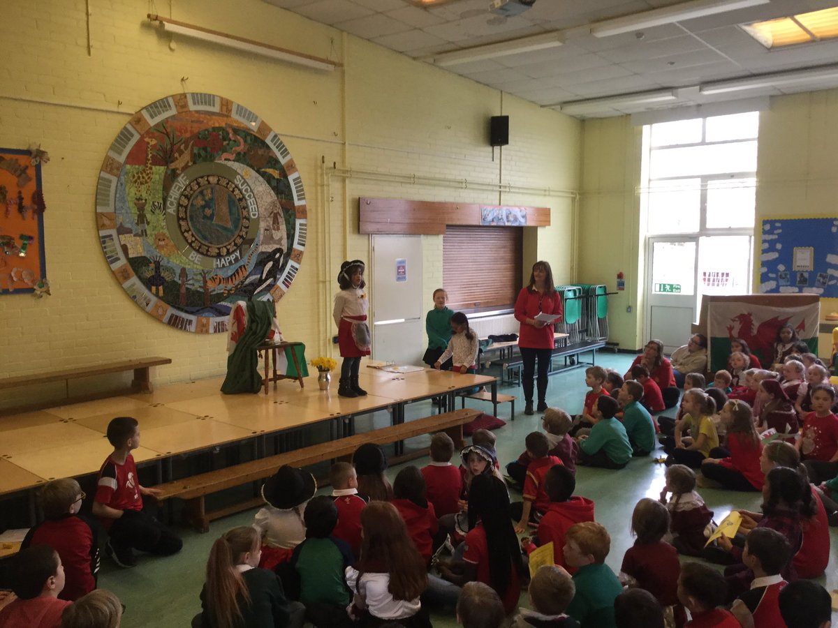 Springwood_Prm's tweet photo. A super start to our Eisteddfod #springwelsh https://t.co/yFtZOO38z0