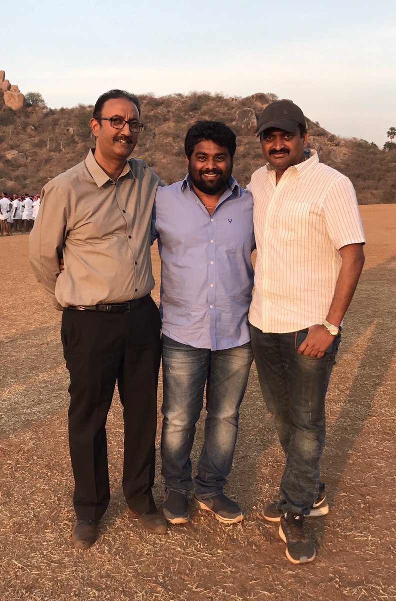 brahmakadali's tweet photo. With my Producers #KatamaRayudu @sharrath_marar Garu and #Gabbarsingh BB @ganeshbandla Anna @nseplofficial #PSPK https://t.co/0D1W8SUEQx