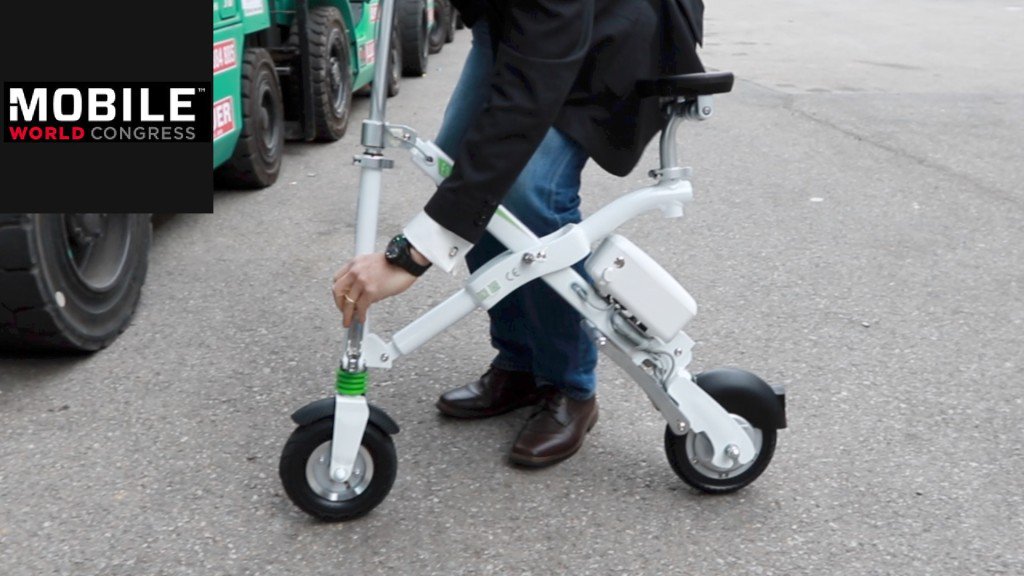 PCTippsTricks's tweet photo. Archos Airwheel Scooter: Flott durch die Stadt gerollt https://t.co/9ZQLXgpt5L https://t.co/uaqhgfUb9r