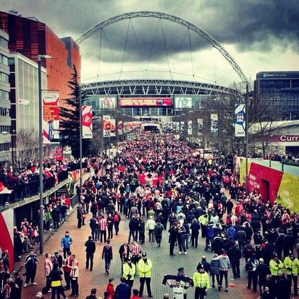 ffsDaygan's tweet photo. 3 years on and I'm still in love with this club. No matter what happens... win lose or draw. I will love Sunderland unconditionally forever. https://t.co/j14k5eolvJ