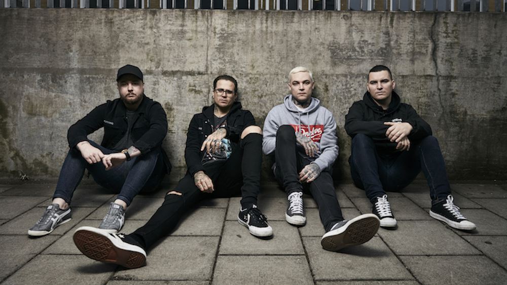 ICYMI: The Amity Affliction have released the music video for 'Fight My Regret' legendarykidspress.wordpress.com/2017/03/01/the…