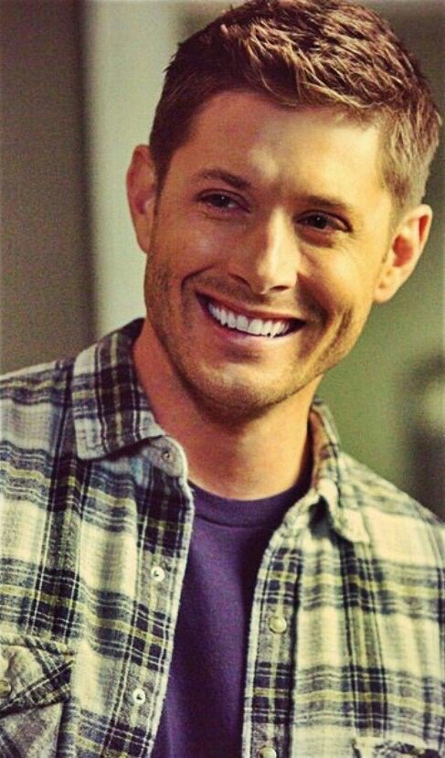BookFannatic101's tweet photo. HAPPY BIRTHDAY!!!! @JensenAckles Hope your birthday is amazing!! Love you! https://t.co/dU39HFkinK