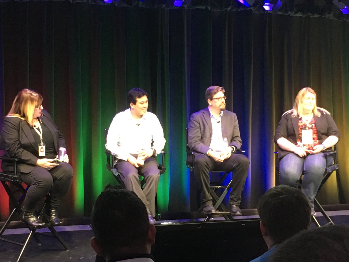libraryrain's tweet photo. So valuable touching base w/ @rcarroll2003 and co. at #cpstechcoday abt all the @GoogleForEdu tools. Excited to bring to teachers/students! https://t.co/Pjit5jceqF