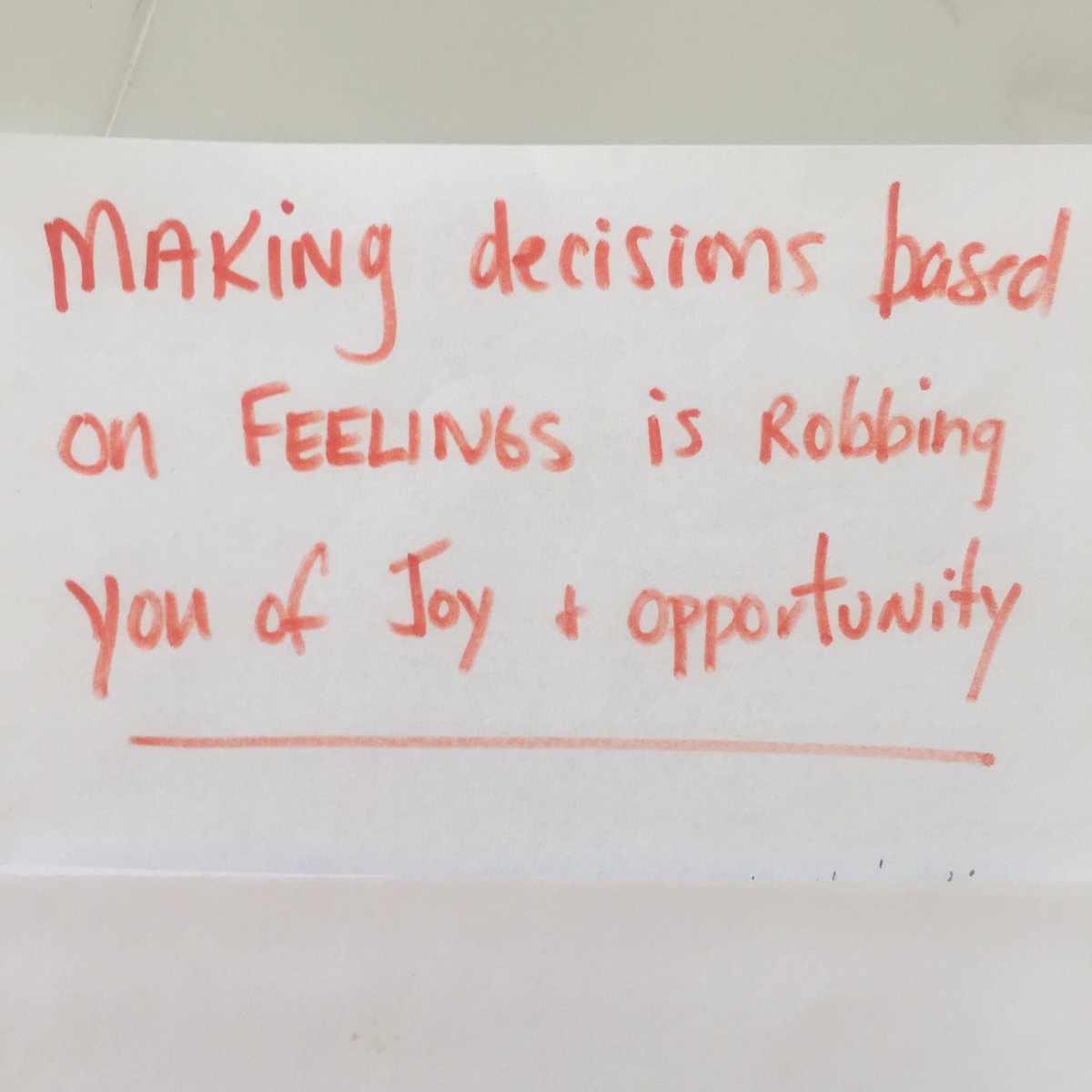 MelissadArabian's tweet photo. Thx @melrobbins @LewisHowes
Game. Changed.
Ran home from gym, rewound, & wrote this out. In sharpie because #genius #hownotwhy #54321 https://t.co/kggsuEtfcI