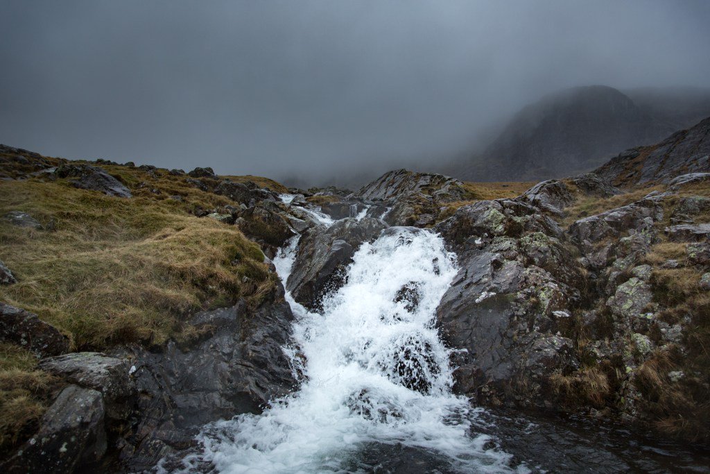 Latest Blog Post: Green Gable: Defeated by the weather. …llumthompsonphotography.wordpress.com/2017/03/01/10-…