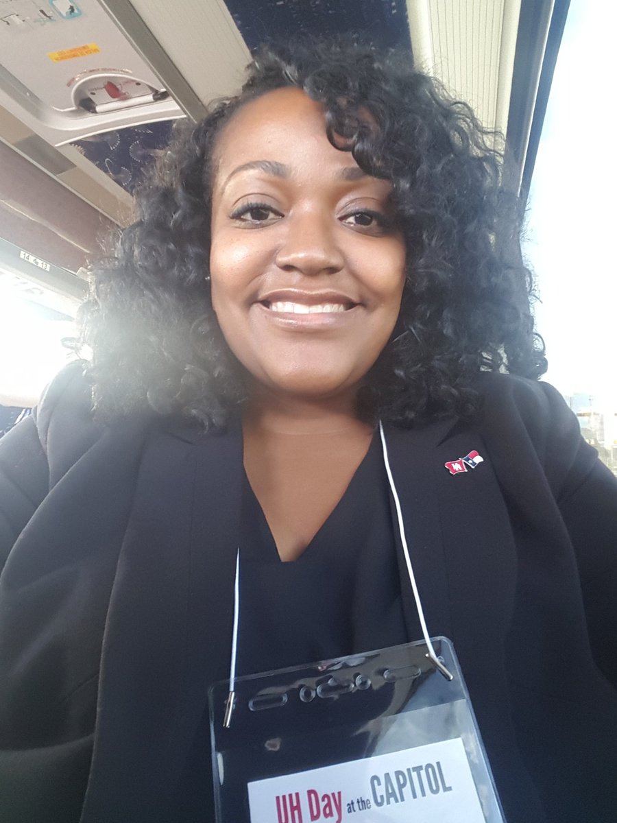 Mellow_Dee30's tweet photo. Arriving at the Capitol. Excited about the day! #UHATX #UHWGRC #PaintATXRed https://t.co/cneMULyBr2