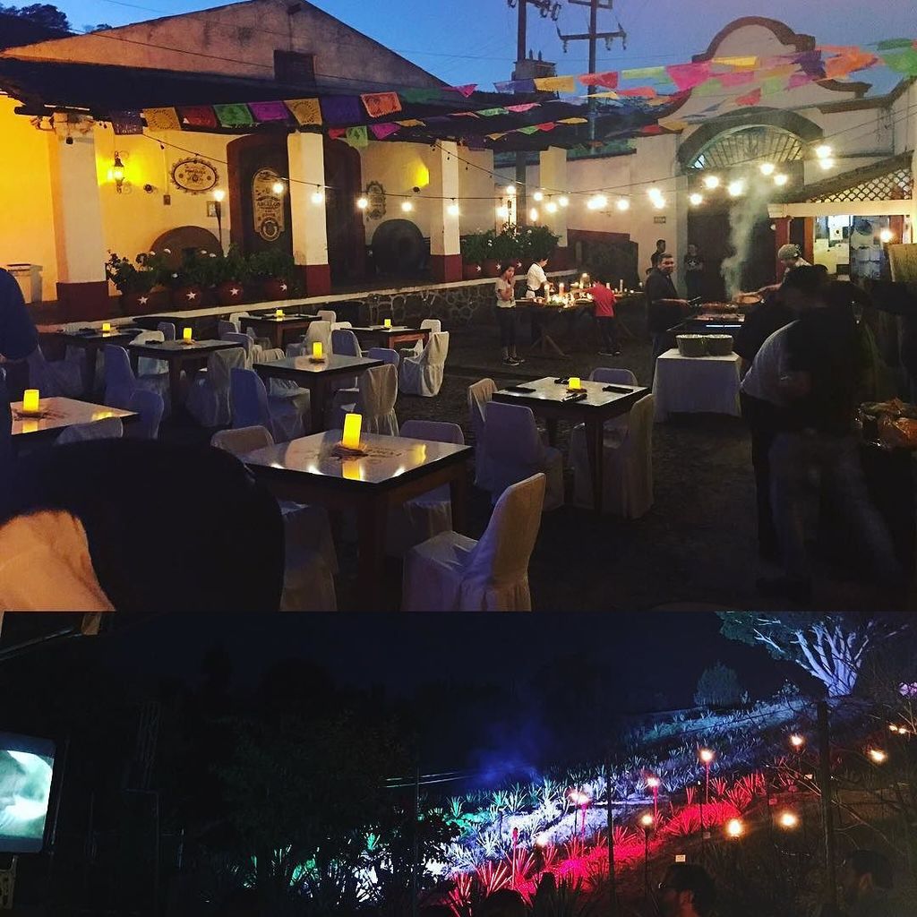la_molotita's tweet photo. "Industry Tour Spring 2017" #teamc23 #febrero2017 #tequilacalle23 #chambeando #tequilafort… https://t.co/zVyzgXeEyn https://t.co/vblE3HzGQe